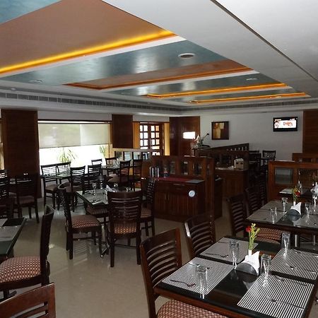 La Hospin Hotel Раджамандри Номер фото