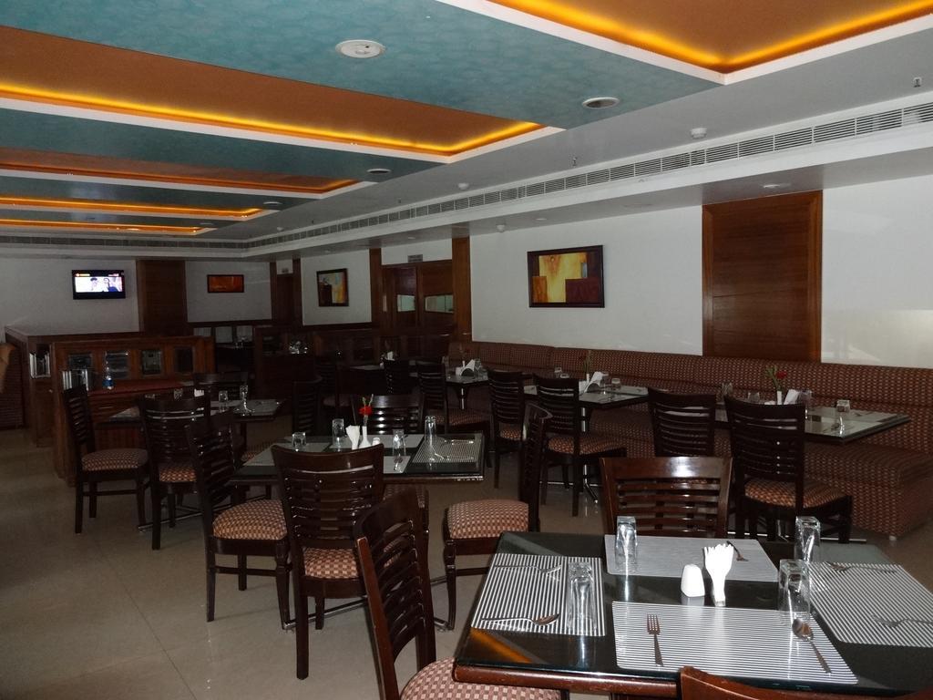 La Hospin Hotel Раджамандри Номер фото